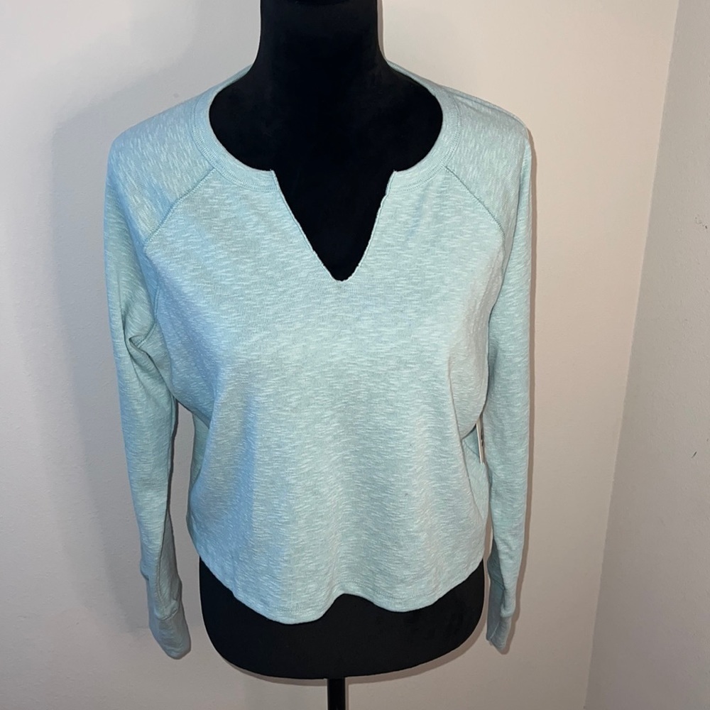 SO Hush Aqua long sleeves cropped top light sweatshirt style top blouse Sz M